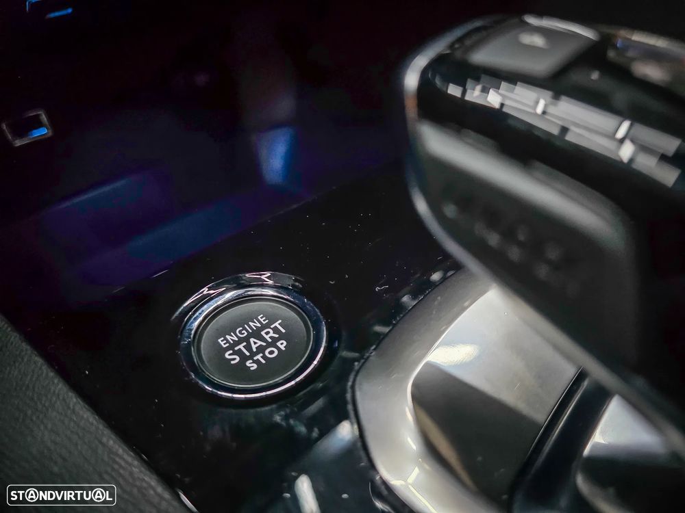 Peugeot 3008 1.2 PureTech GT Line EAT8 - 39