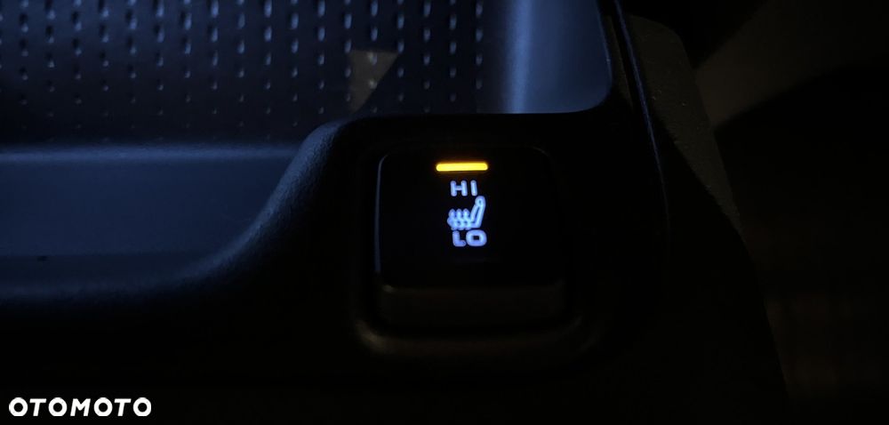 Toyota Corolla 1.8 Business Edition - 22