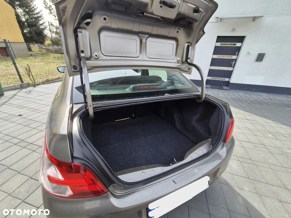 Peugeot 301 1.6 BlueHDi Active - 18