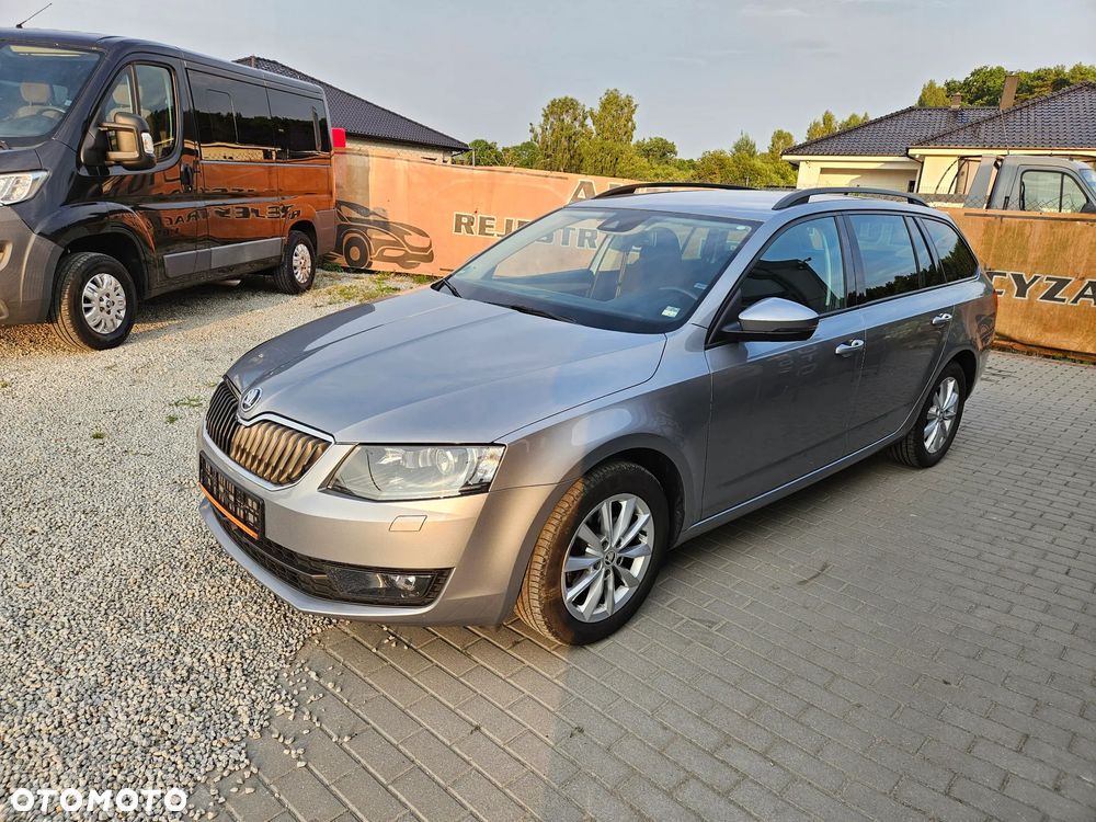 Skoda Octavia 1.6 TDI Joy DSG - 8