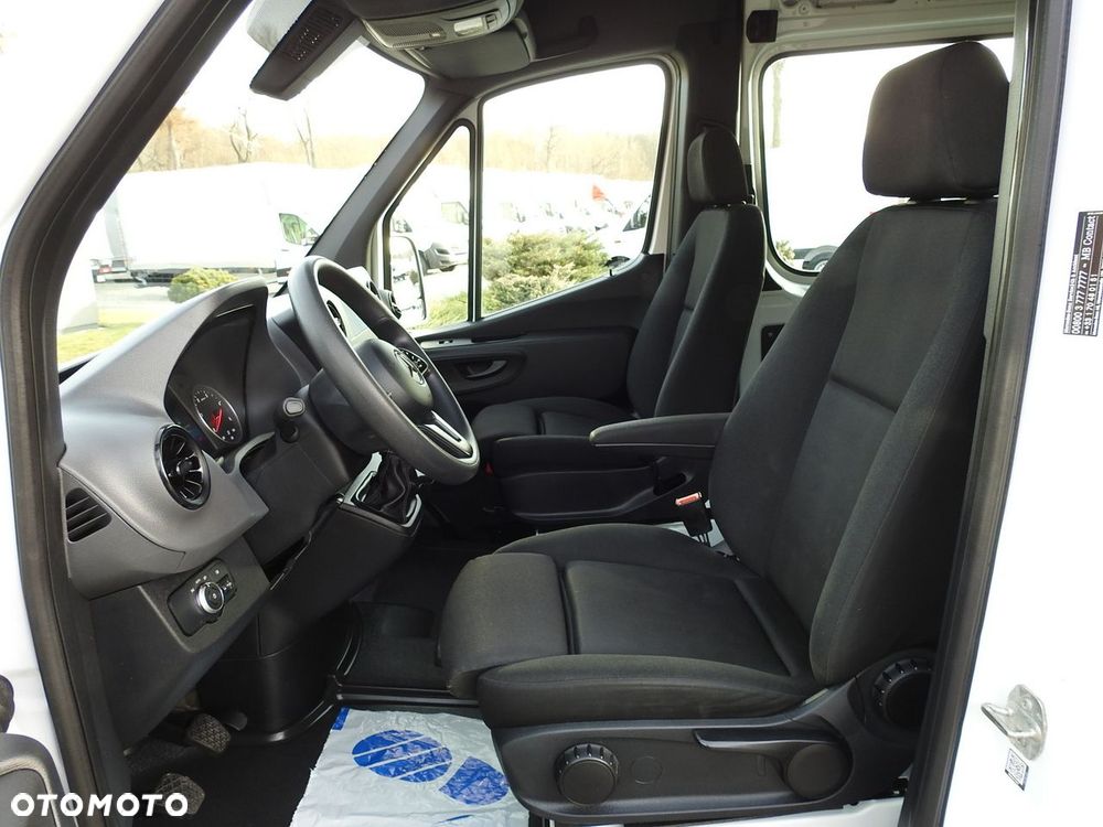 Mercedes-Benz SPRINTER 314 FURGON BRYGADÓWKA  6 MIEJSC TEMPOMAT KLIMATYZACJA  140KM - 23