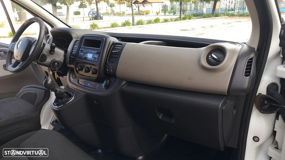 Renault Trafic 1.6 dCi L2H1 1.2T SS - 18