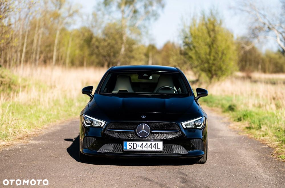 Mercedes-Benz CLA - 4