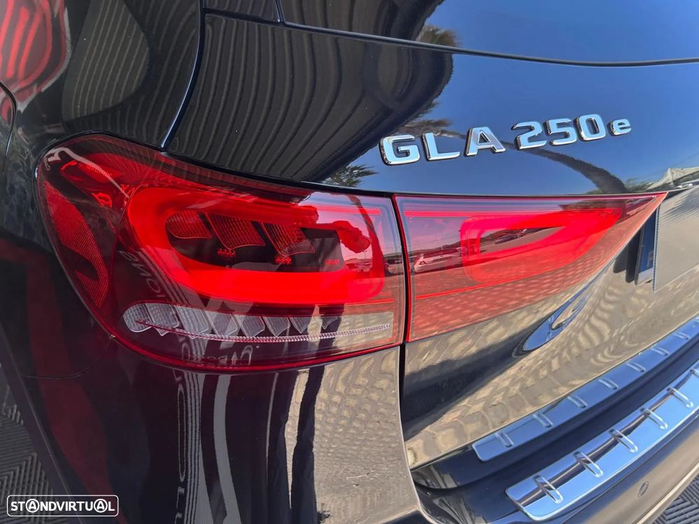 Mercedes-Benz GLA 250 e AMG Line - 7