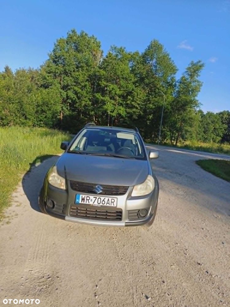 Suzuki SX4 - 4