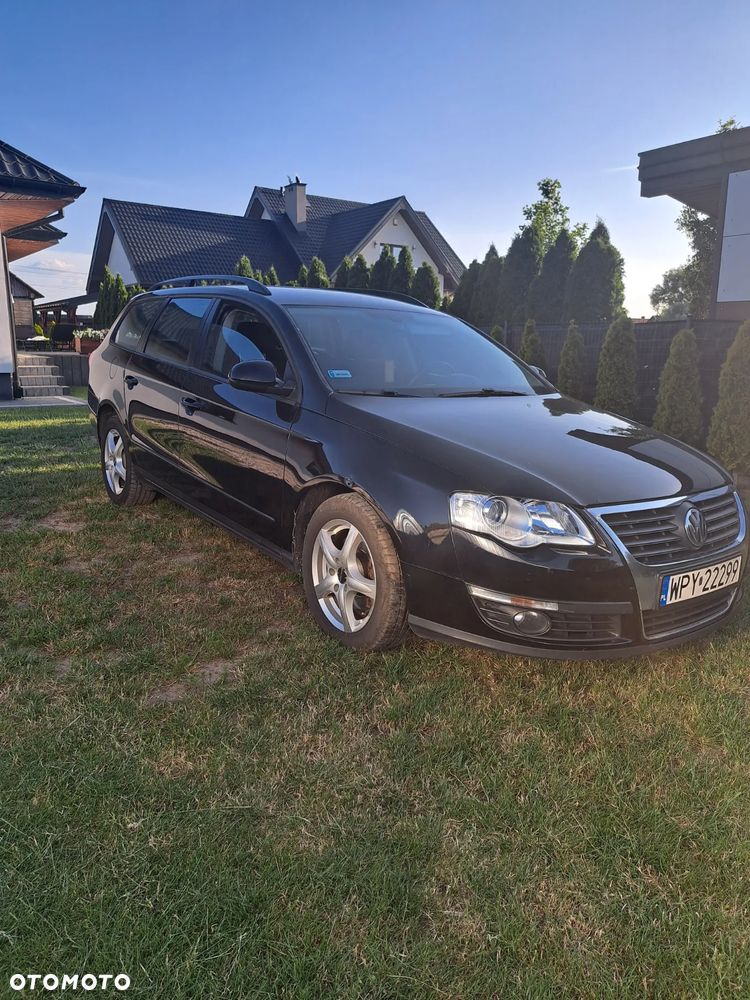 Volkswagen Passat - 2