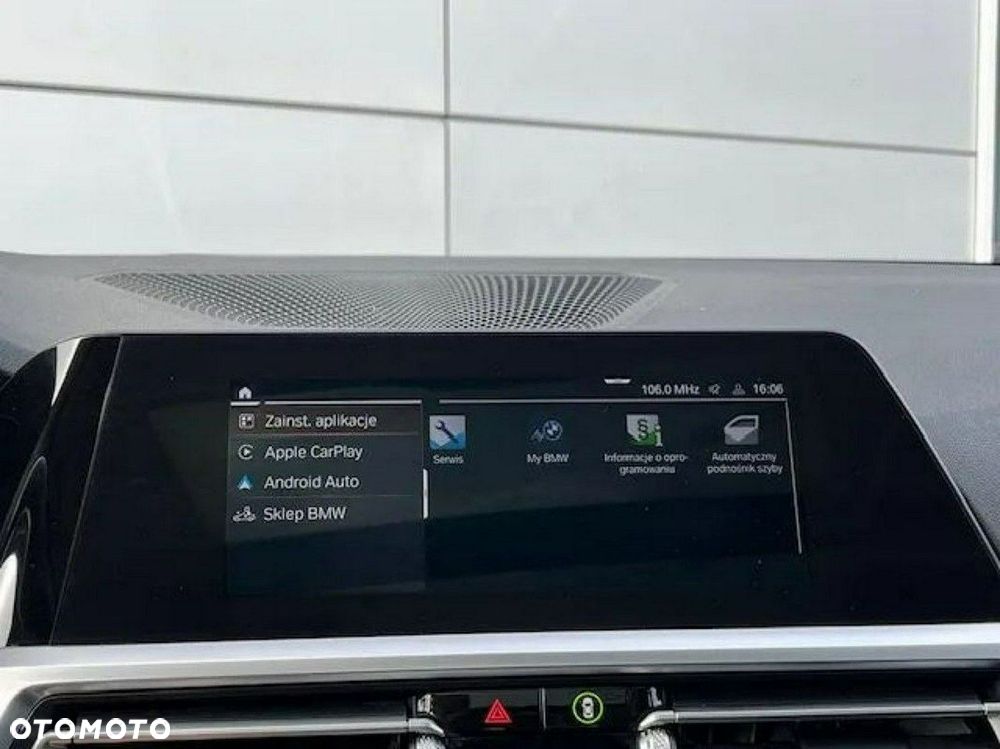 BMW Seria 3 318d Sport Line - 39