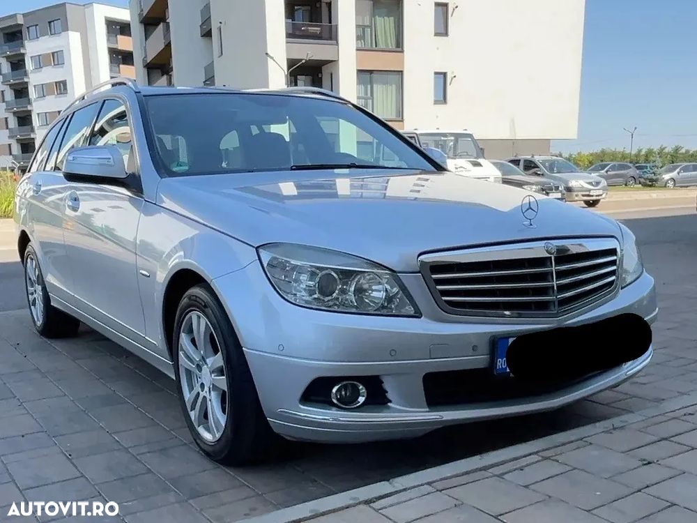 MERCEDES-BENZ Clasa C