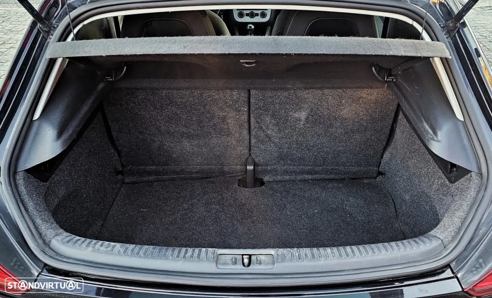 VW Scirocco 2.0 TDI Sport - 17