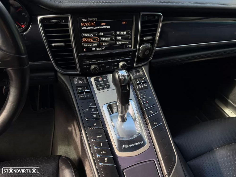 Porsche Panamera Standard - 15