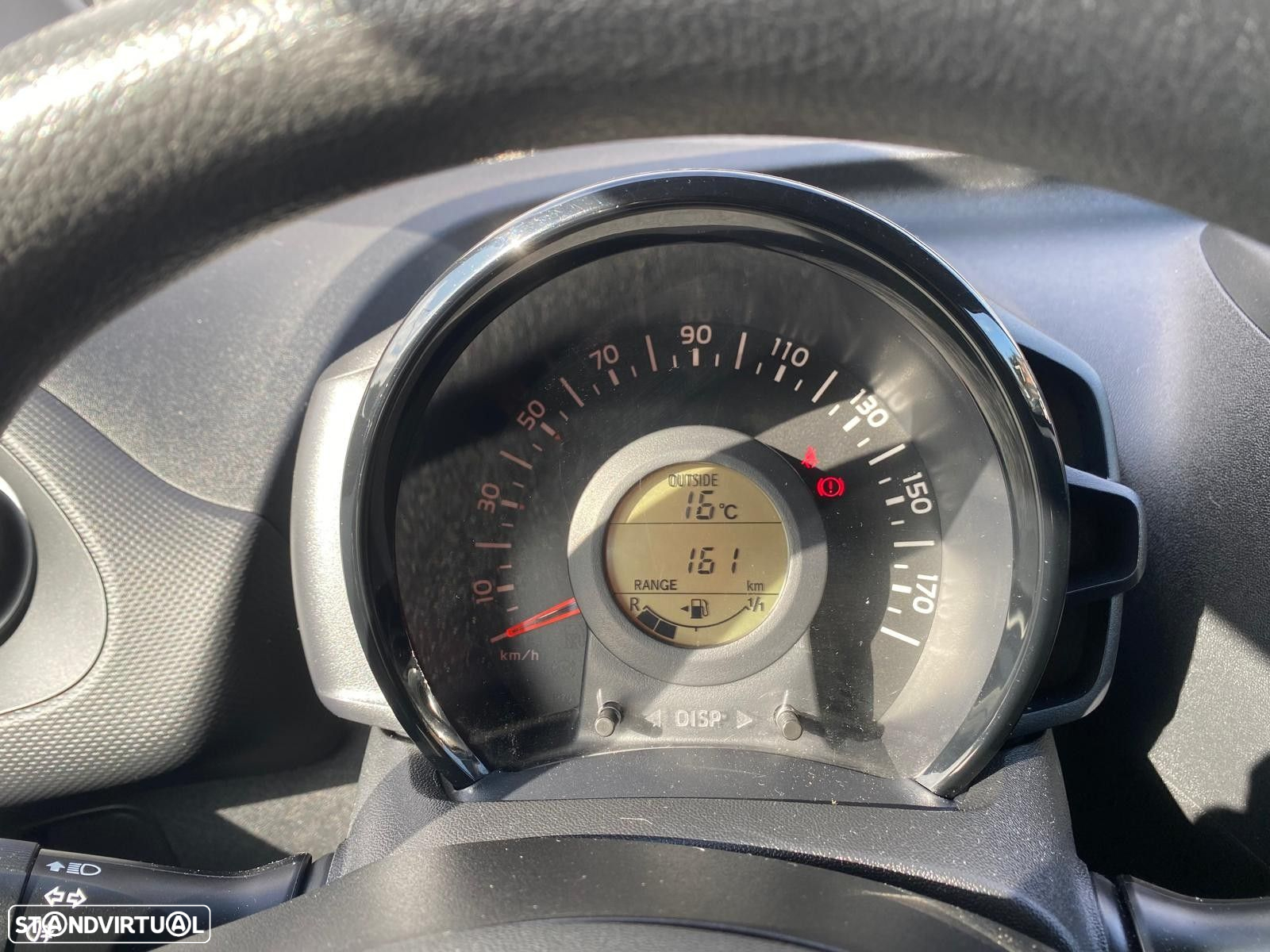 Toyota Aygo 1.0 X-Play - 17