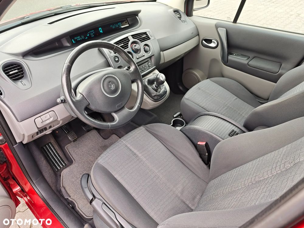 Renault Scenic - 10