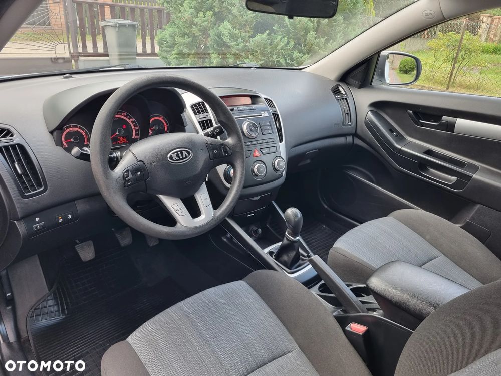 Kia ProCeed 1.4 CVVT Edition 7 - 5