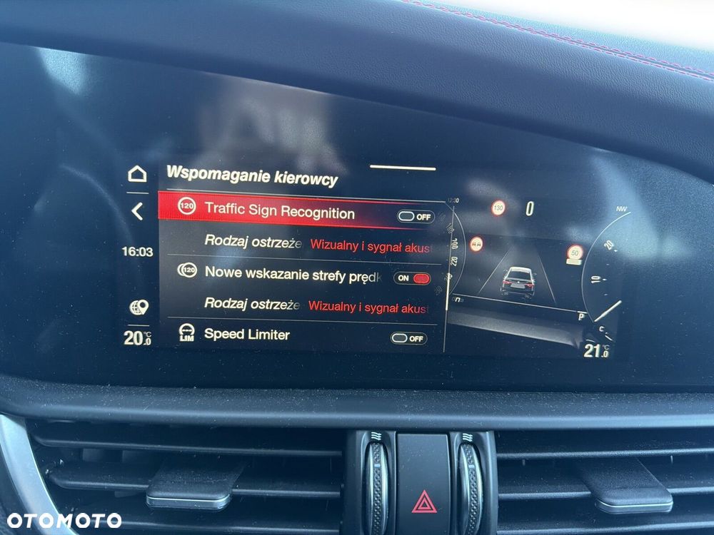 Alfa Romeo Giulia 2.0 Turbo Tributo Italiano Q4 - 29