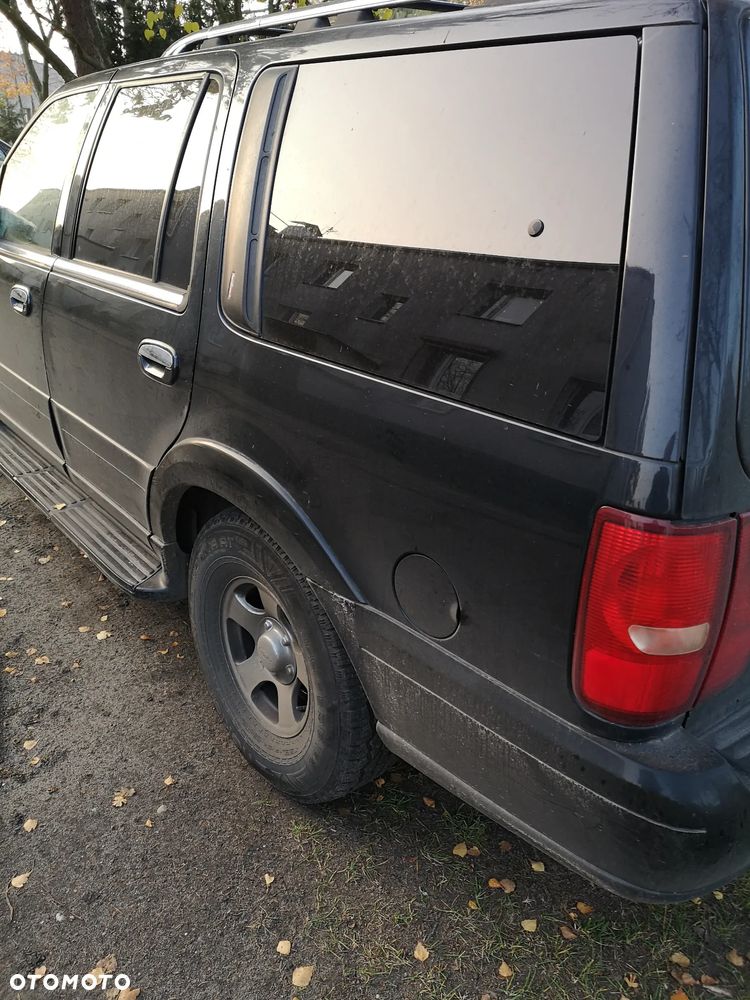 Lincoln Navigator 5.4 - 12