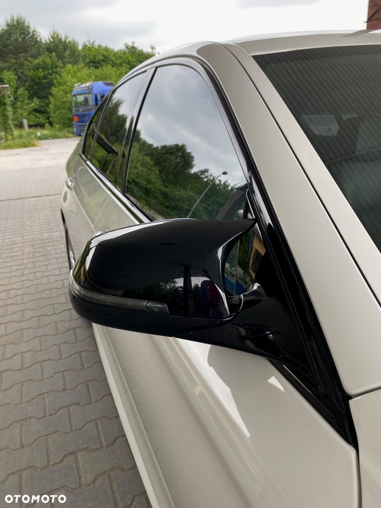BMW Seria 5 530d xDrive - 13
