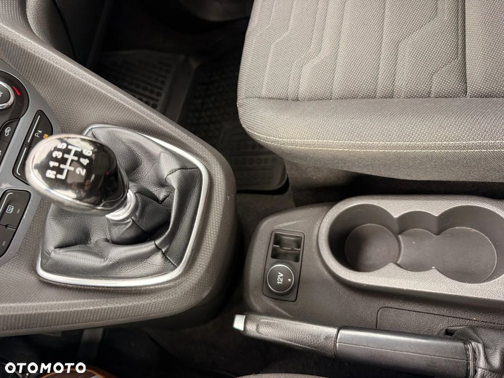 Ford Tourneo Connect 1.0 EcoBoost Start-Stop Titanium - 24