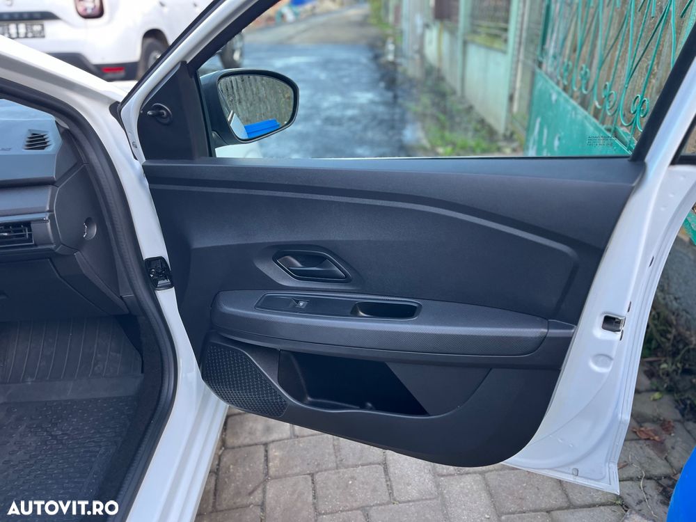 Dacia Logan TCe 90 MT5 Comfort - 13