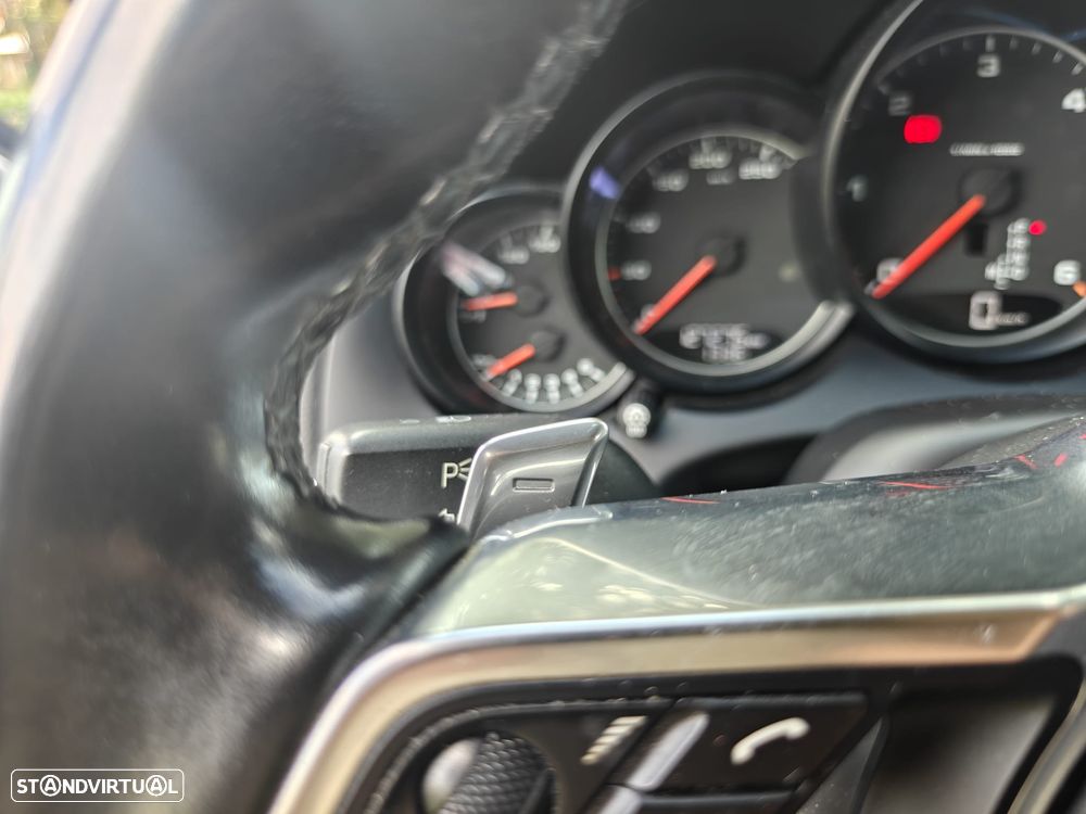 Porsche Cayenne Platinum Edition - 33