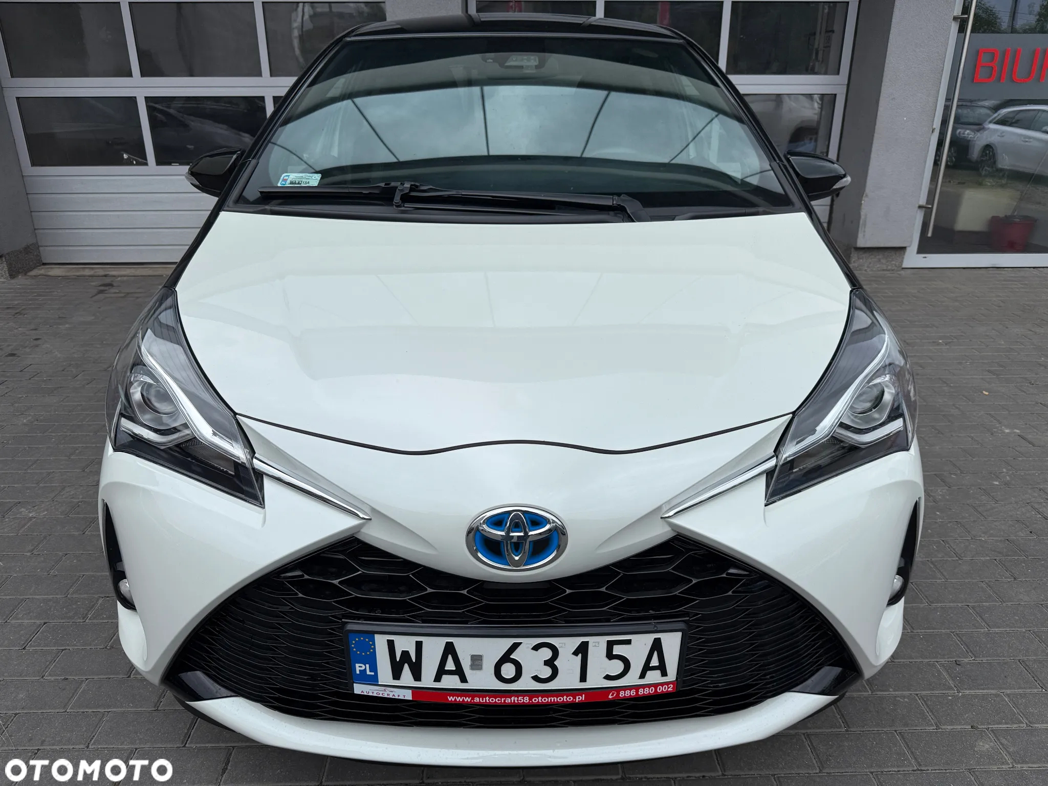 Toyota Yaris Hybrid 100 Selection Passion - 24