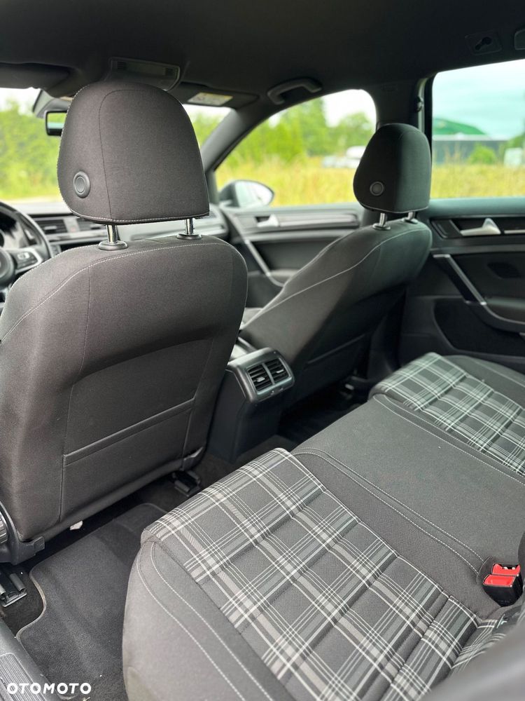 Volkswagen Golf 2.0 TDI BMT GTD - 20