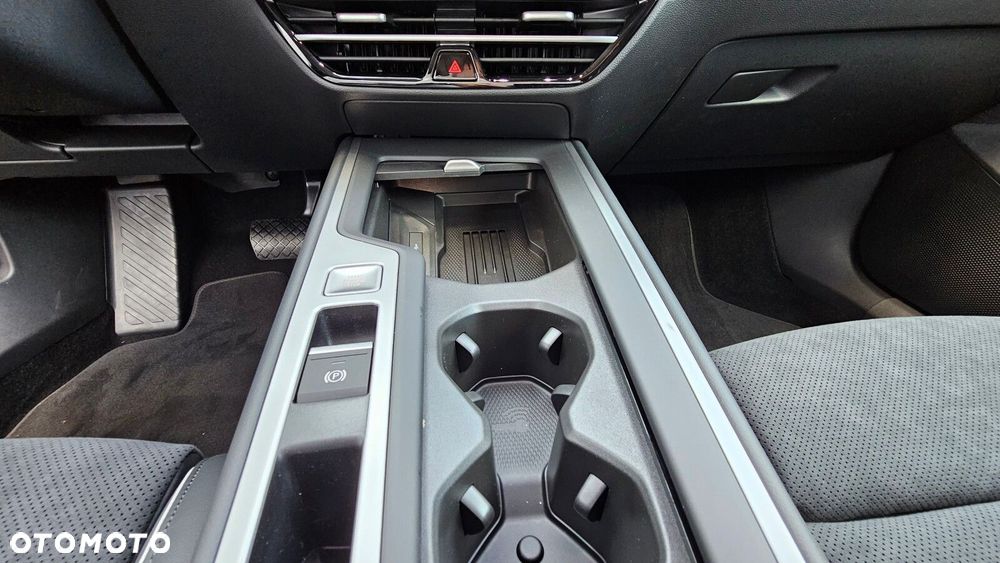 Volkswagen Passat - 20