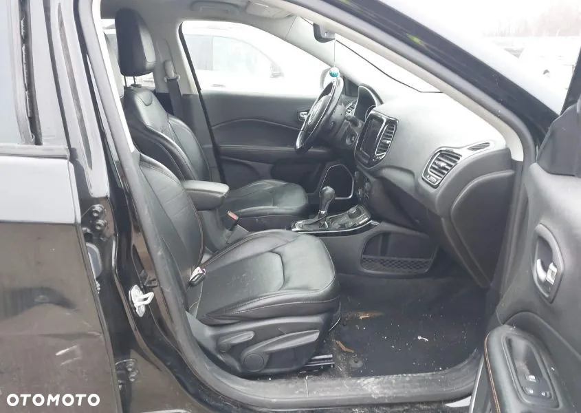 Jeep Compass - 6