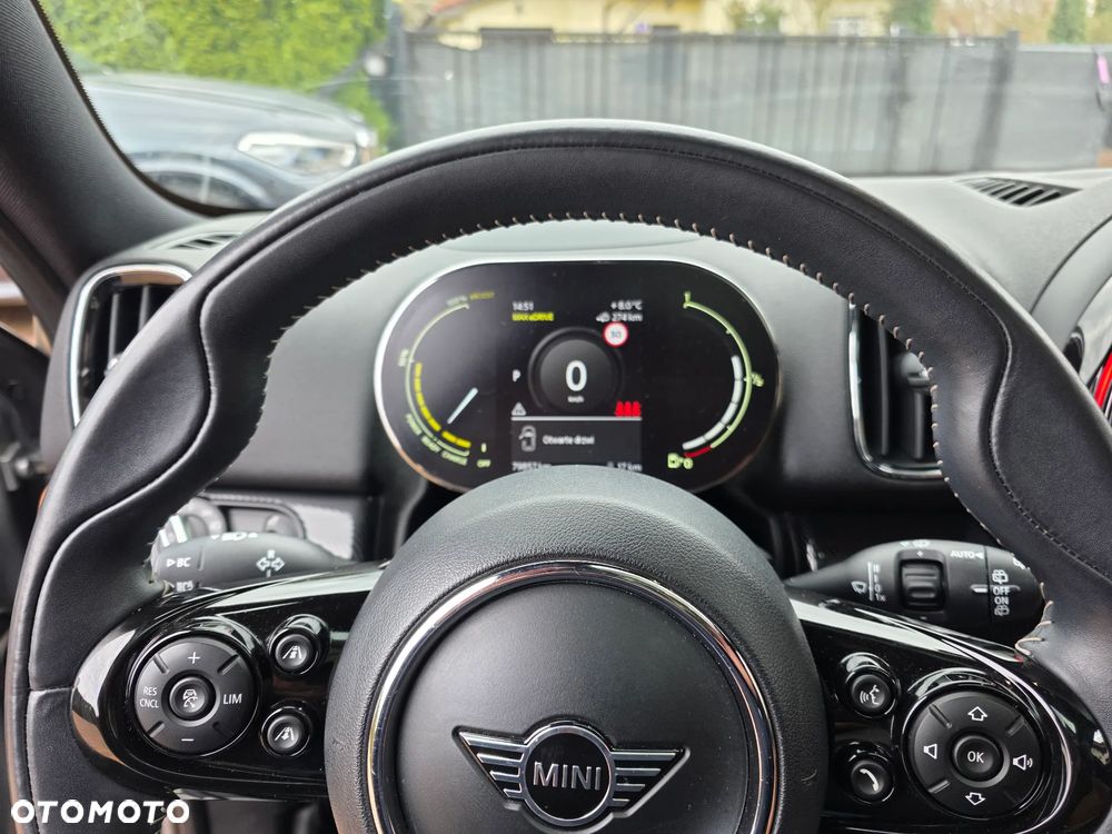 MINI Countryman Cooper SE ALL4 Shadow Edition - 13