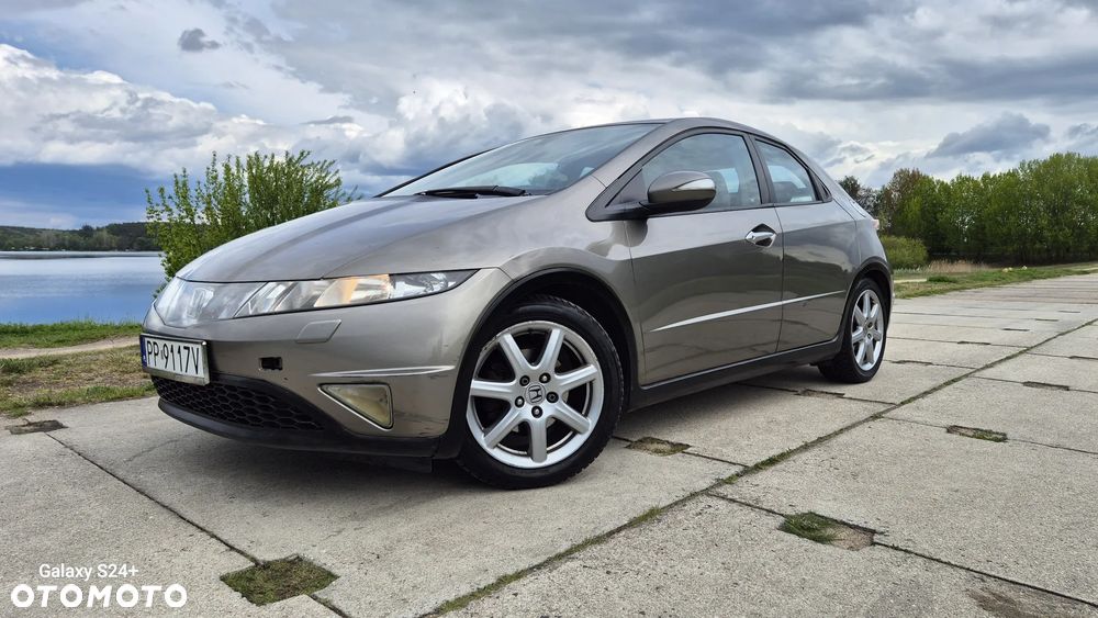 Honda Civic 1.8i-VTEC Comfort - 1