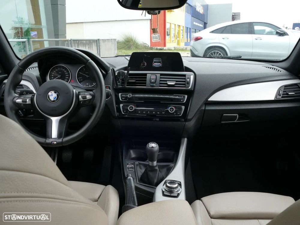 BMW 116 d Pack M - 32