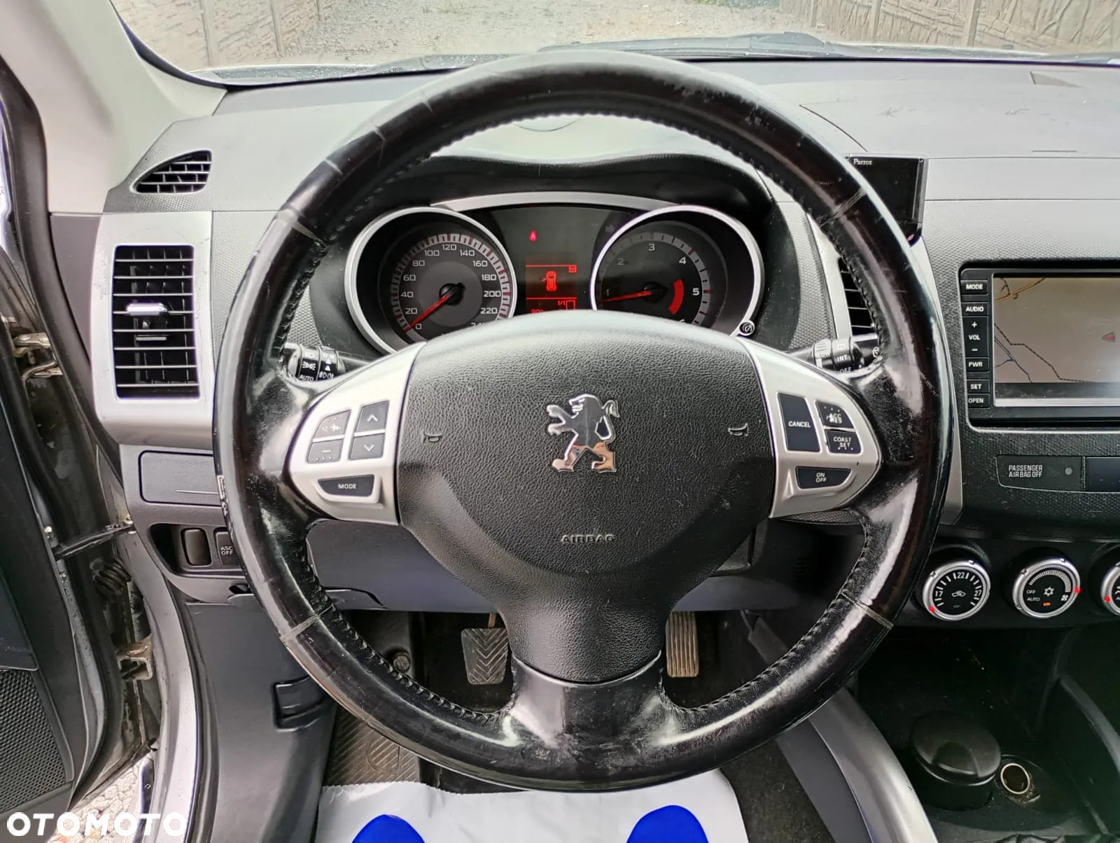 Peugeot 4007 2.2HDi Platinum - 10