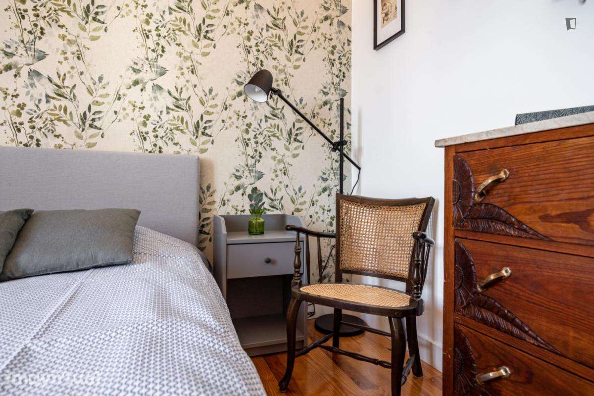 Apartamento com 1 quartos - localizado em Estrela Lisbon - Grande imagem: 5/20