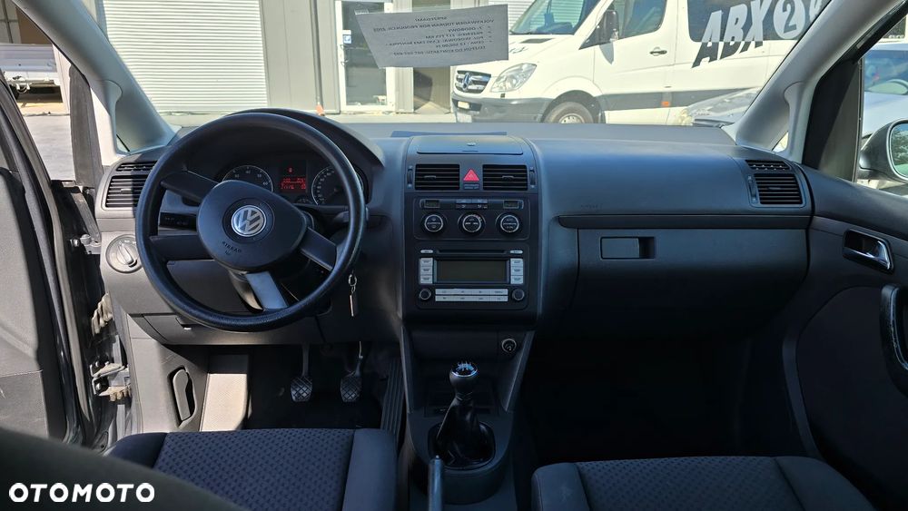 Volkswagen Touran 1.6 - 18