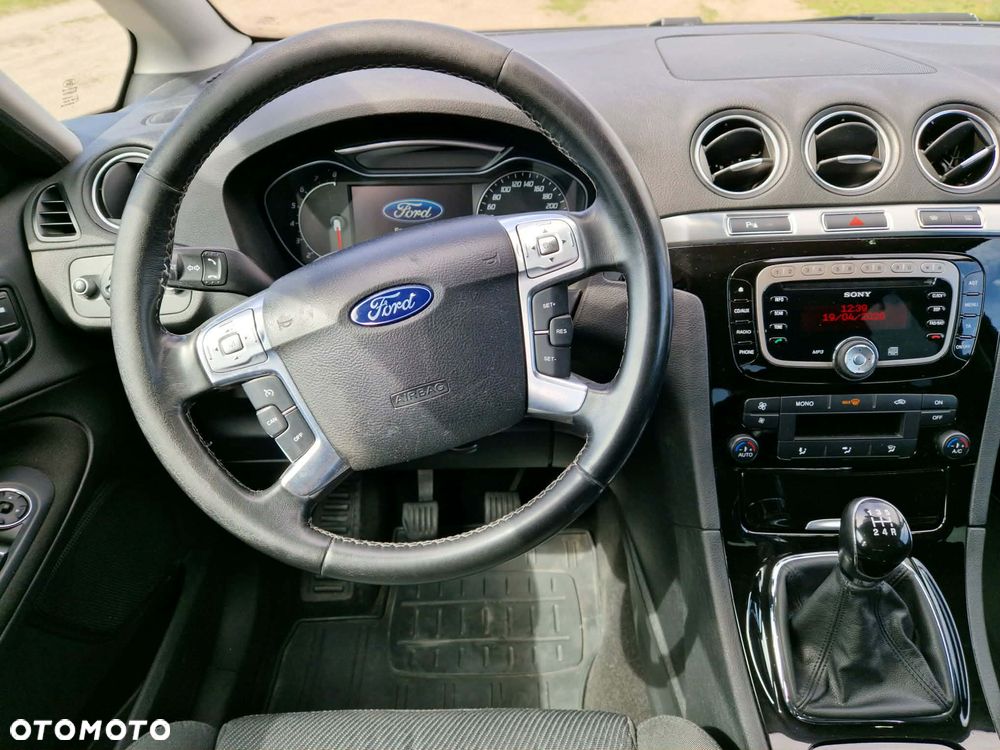 Ford S-Max - 20