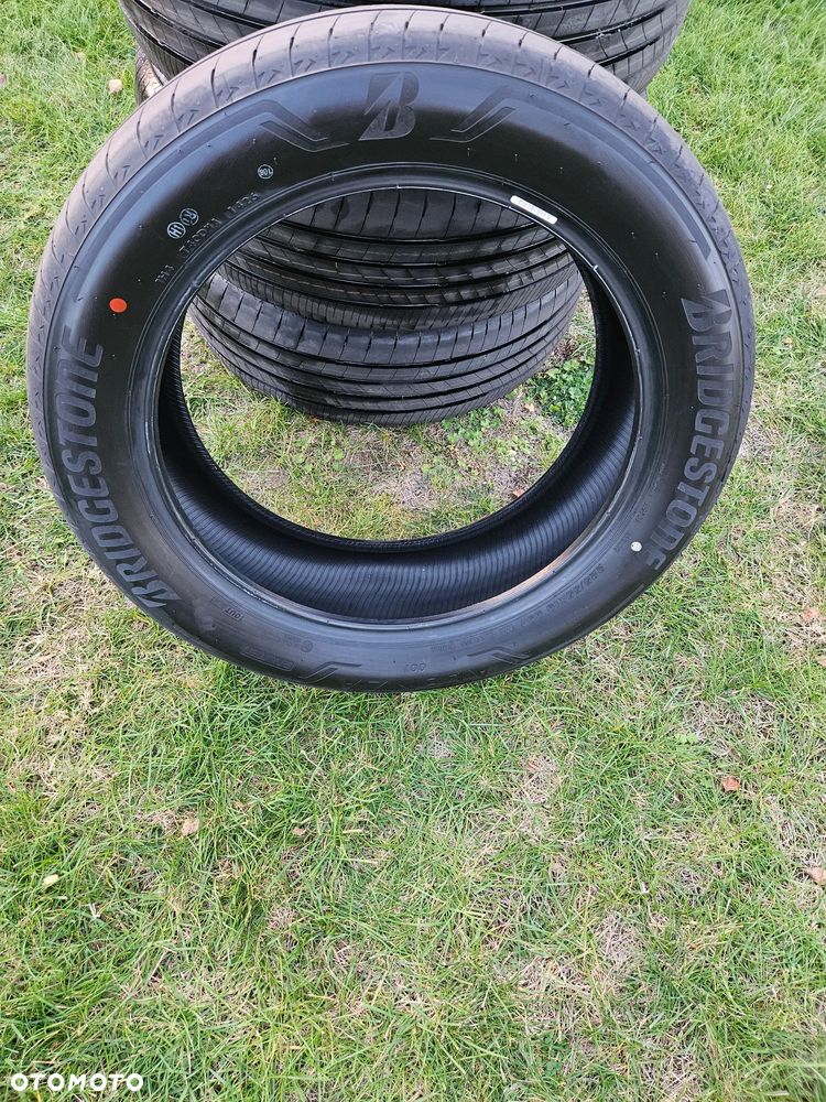 Opony letnie Bridgestone 225/55R19 - 1