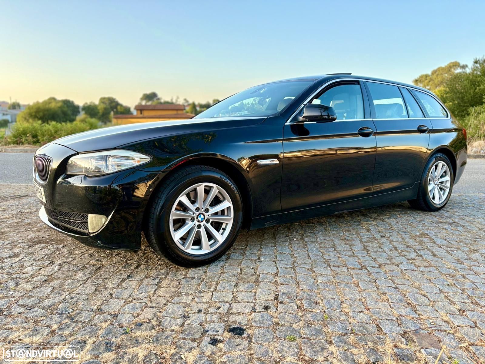 BMW 520 d Line Luxury Auto - 1