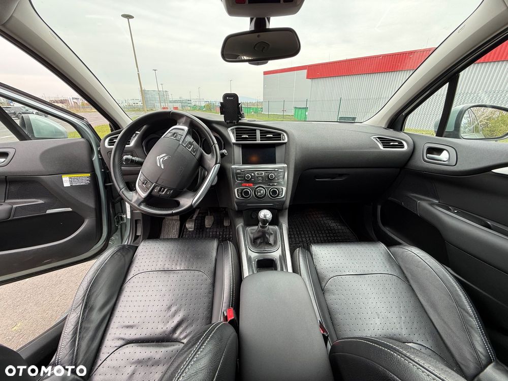 Citroën C4 2.0 HDi Exclusive - 9