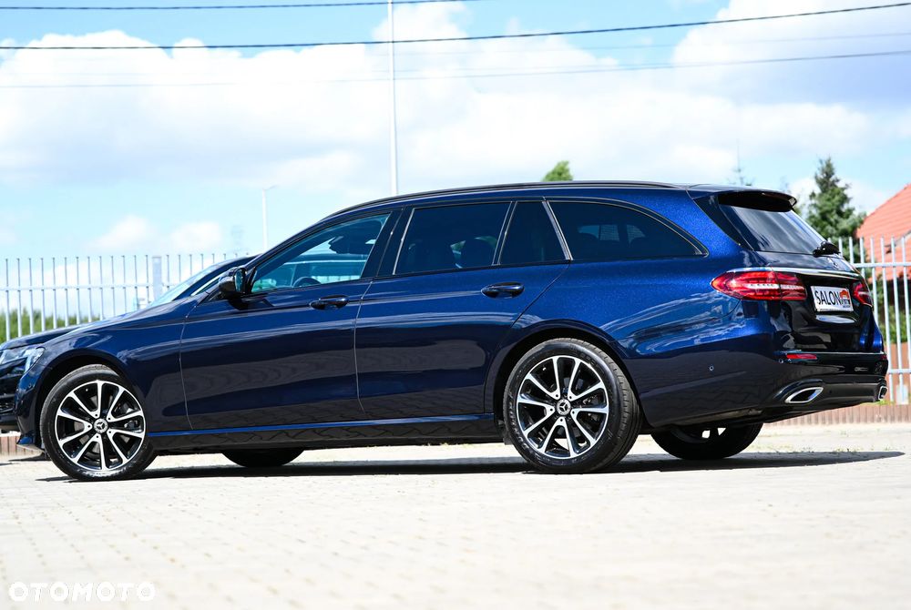Mercedes-Benz Klasa E 220 d 9G-TRONIC Night Edition - 31