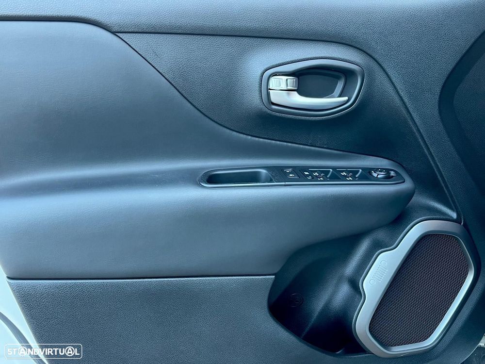Jeep Renegade 1.3 T Limited S DCT - 13