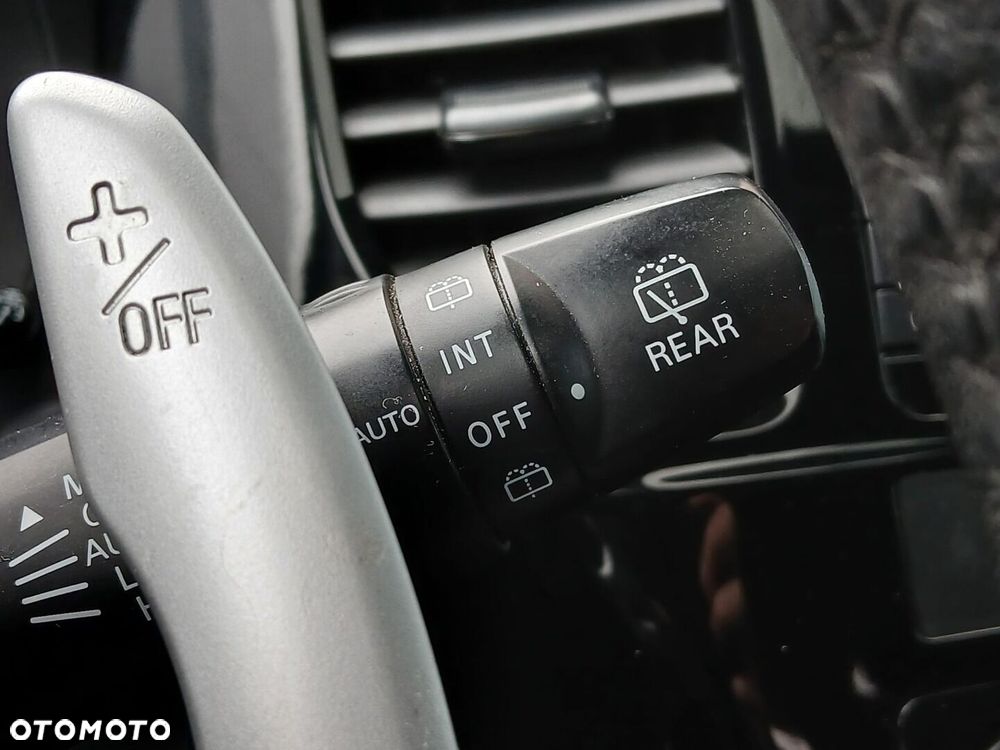 Mitsubishi Outlander - 34