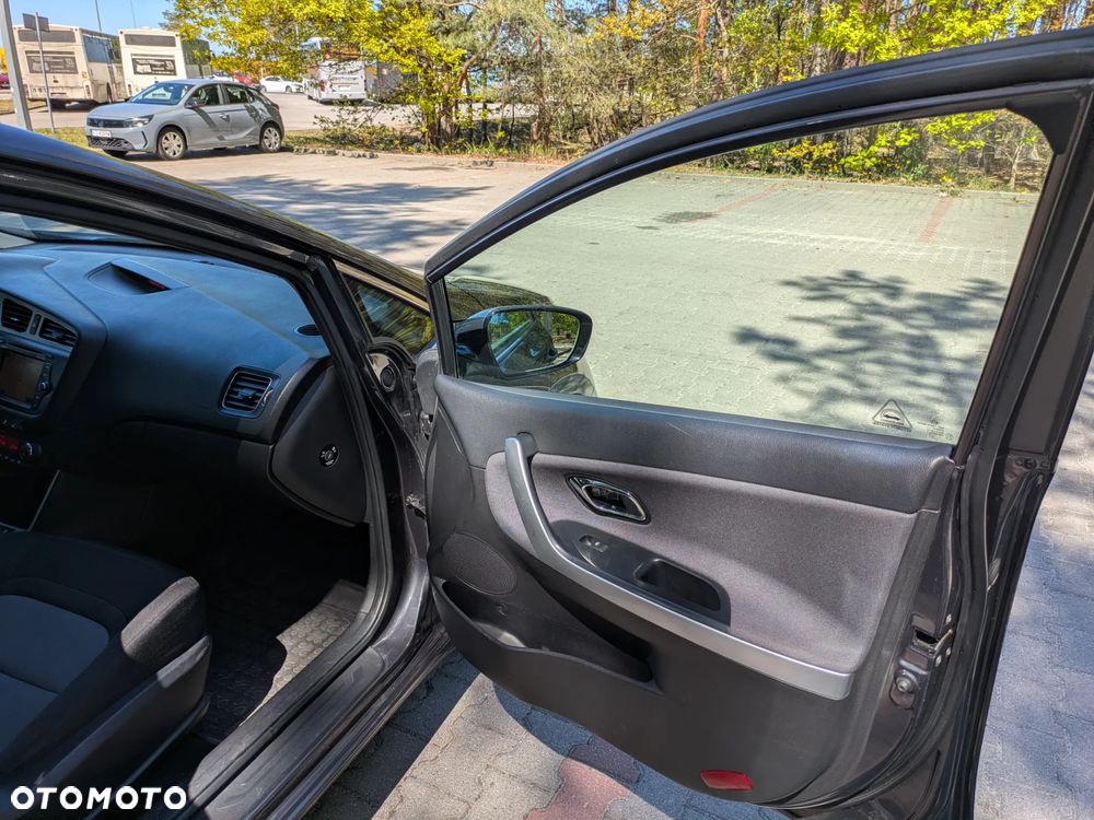 Kia Ceed 1.6 CRDi M - 12