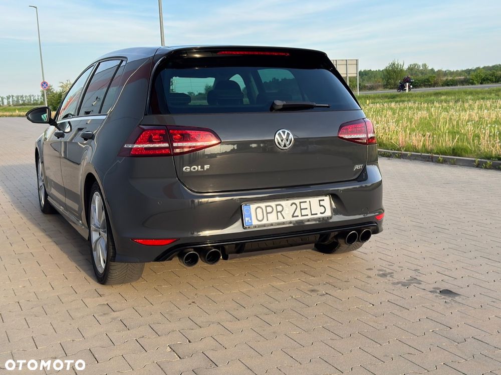 Volkswagen Golf 1.4 TSI BlueMotion Technology Cup - 36