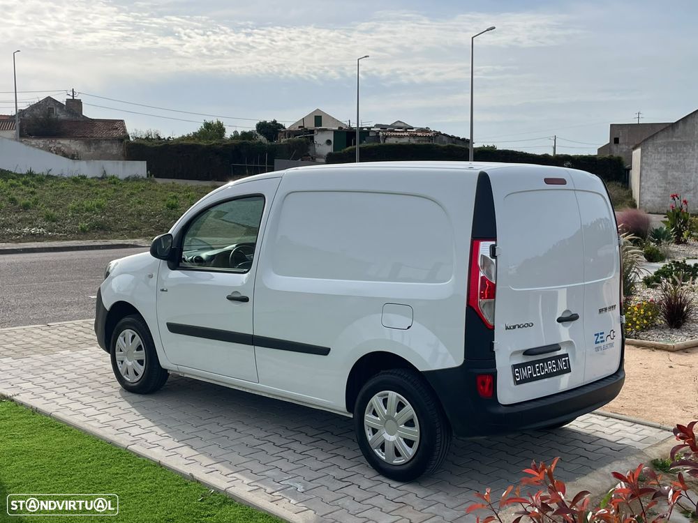 Renault Kangoo Z.E. 33 - 13