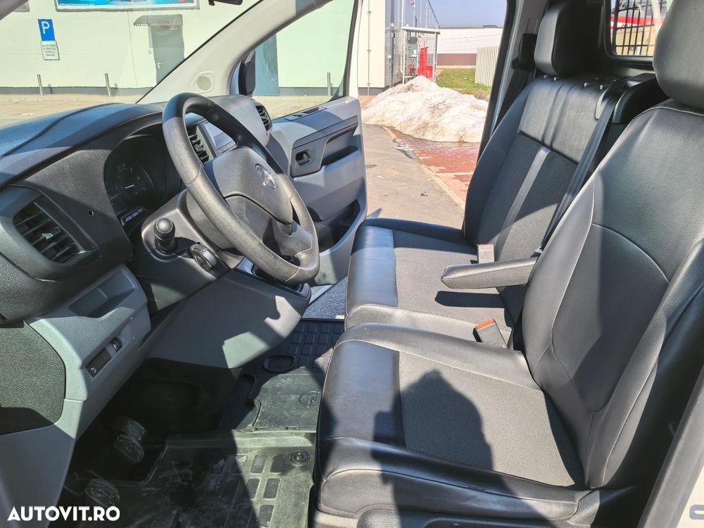 Opel Vivaro - 13