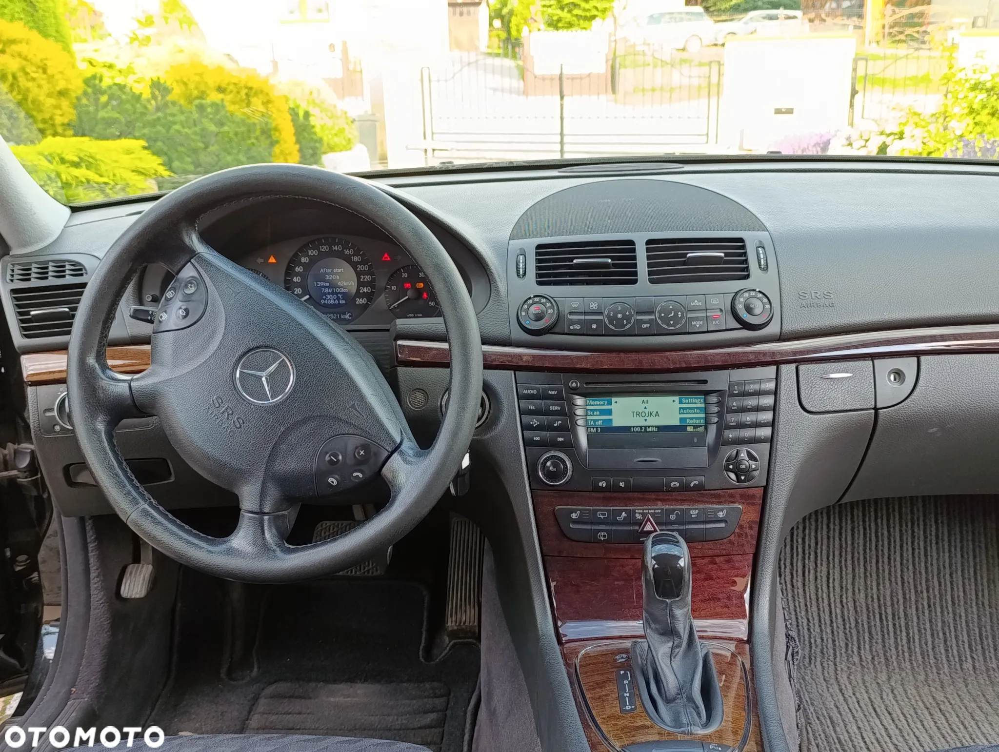 Mercedes-Benz Klasa E - 14