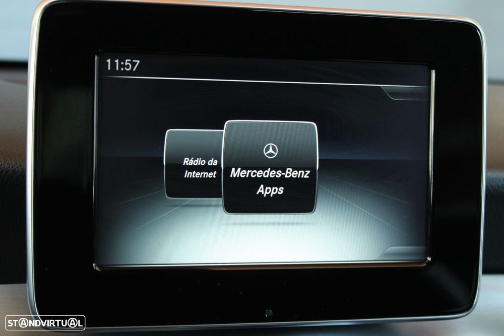 Mercedes-Benz CLA 45 AMG 4Matic 7G-DCT - 40