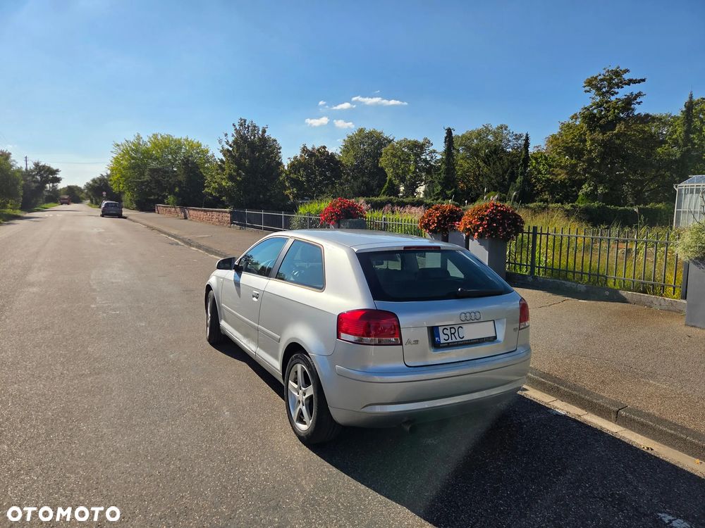 Audi A3 3-drzwiowe - 4