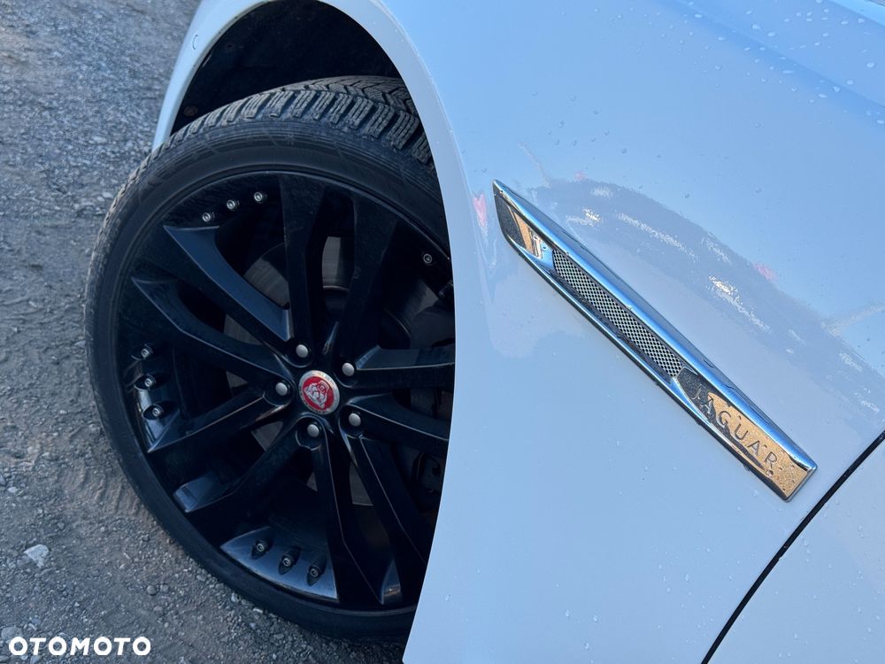 Jaguar XJ 3.0 T AWD Portfolio - 19