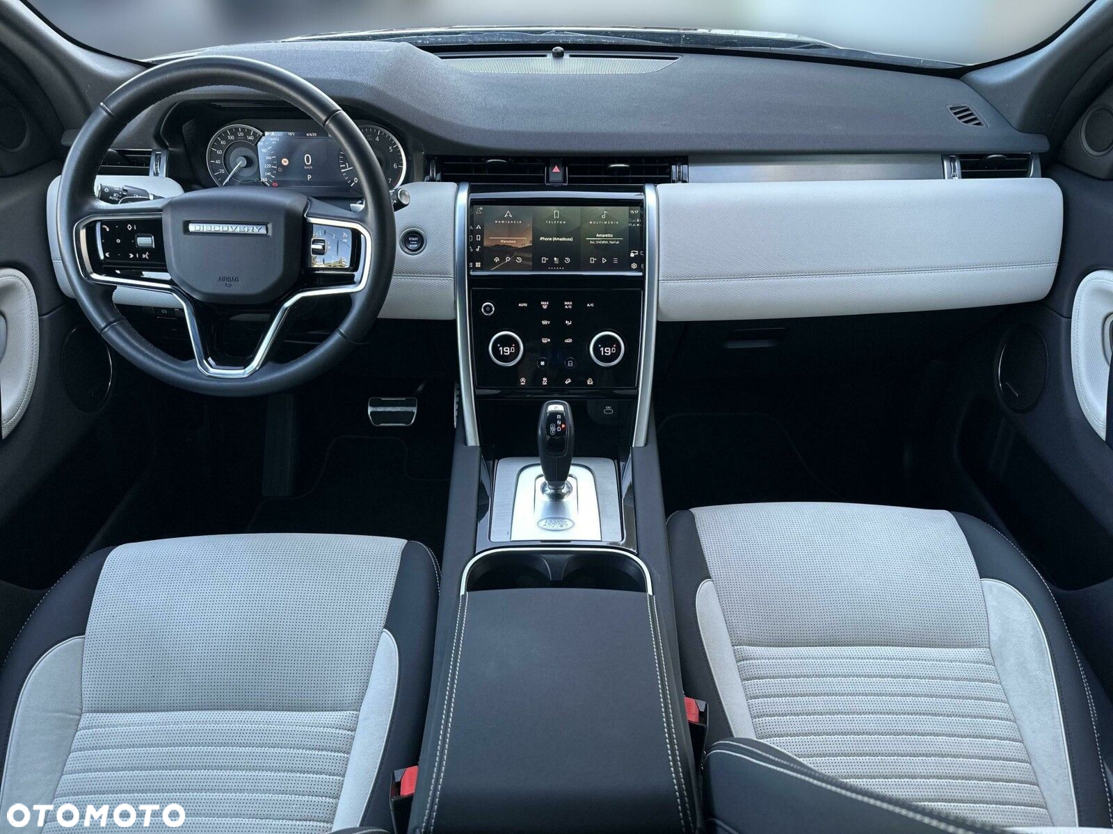 Land Rover Discovery Sport - 11