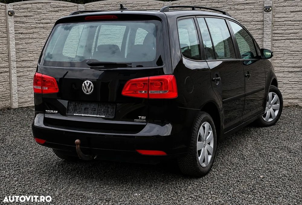 Volkswagen Touran - 3